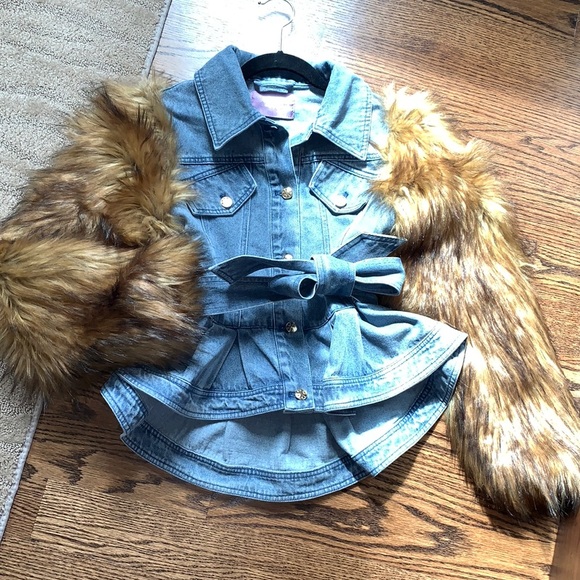 AZALEA WANG PORTUGAL DENIM FAUX FUR ARM JACKET - Picture 11 of 13